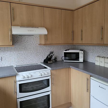 Grayz Townhouse - Free Onsite Parking For 2 Cars Villa Lincoln Exterior foto
